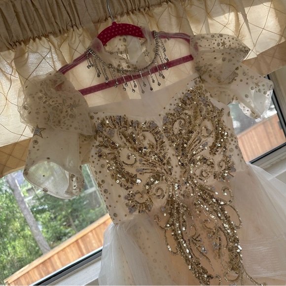 Kids Elegant Cream and Gold Gown with Star Embellishments 8~9T - Picture 5 of 7